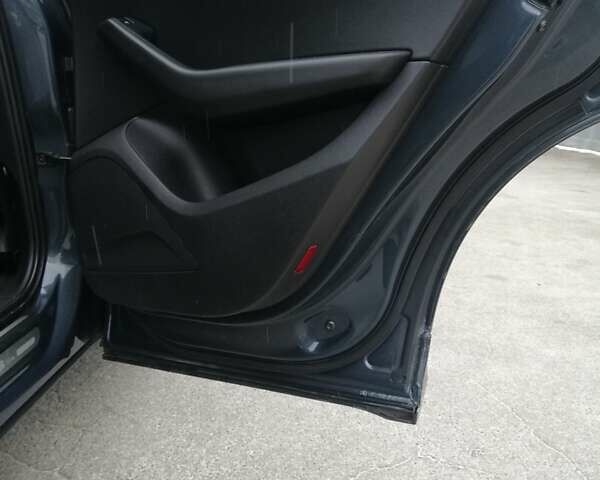 Сірий Ауді Ку 5, об'ємом двигуна 2 л та пробігом 270 тис. км за 16700 $, фото 9 на Automoto.ua