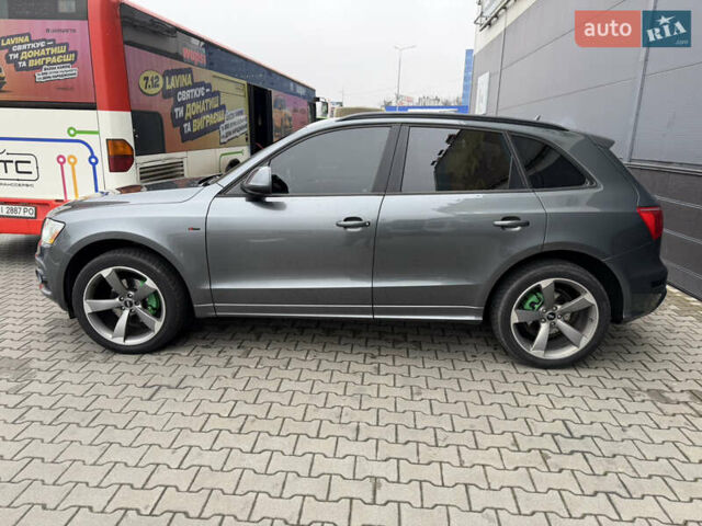 Серый Ауди Ку 5, объемом двигателя 3.2 л и пробегом 240 тыс. км за 11500 $, фото 6 на Automoto.ua