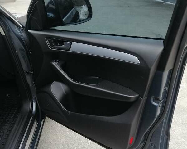 Сірий Ауді Ку 5, об'ємом двигуна 2 л та пробігом 270 тис. км за 16700 $, фото 11 на Automoto.ua