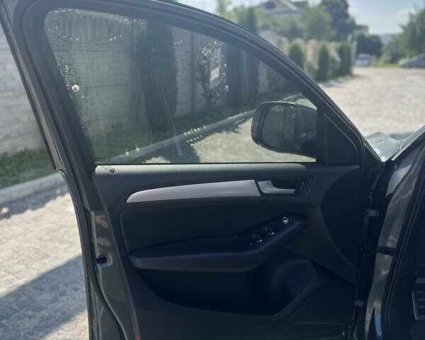 Серый Ауди Ку 5, объемом двигателя 1.97 л и пробегом 185 тыс. км за 17350 $, фото 18 на Automoto.ua