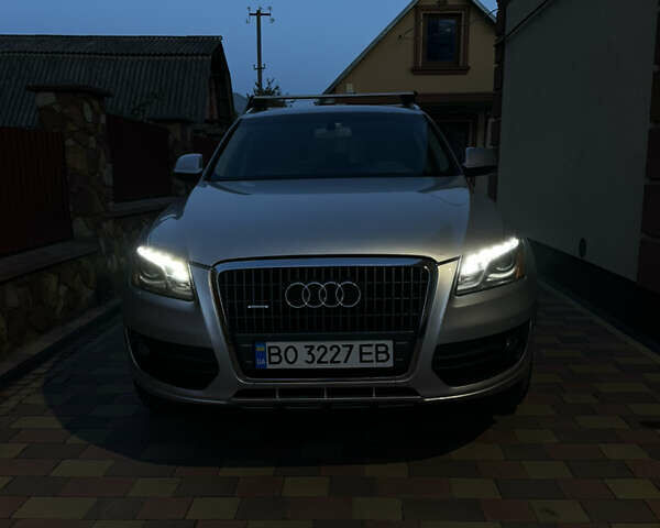 Сірий Ауді Ку 5, об'ємом двигуна 2 л та пробігом 205 тис. км за 14500 $, фото 22 на Automoto.ua