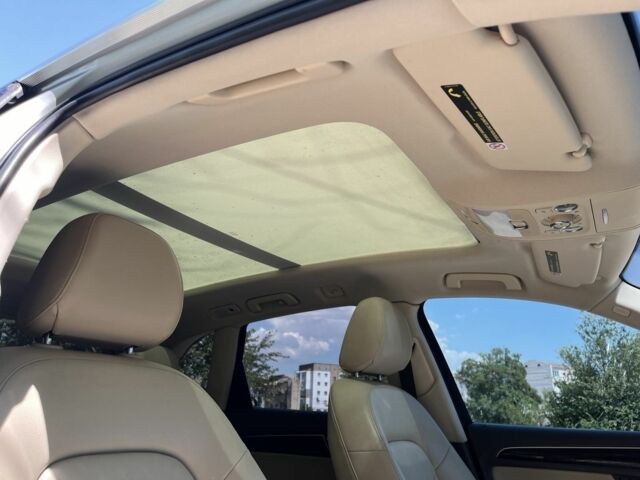 Сірий Ауді Ку 5, об'ємом двигуна 2 л та пробігом 180 тис. км за 14000 $, фото 8 на Automoto.ua