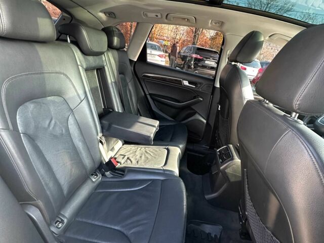 Серый Ауди Ку 5, объемом двигателя 2 л и пробегом 203 тыс. км за 12900 $, фото 5 на Automoto.ua