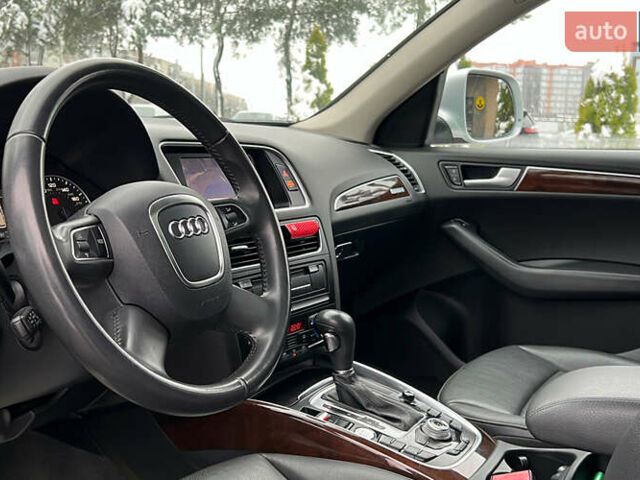 Серый Ауди Ку 5, объемом двигателя 2 л и пробегом 227 тыс. км за 16200 $, фото 9 на Automoto.ua