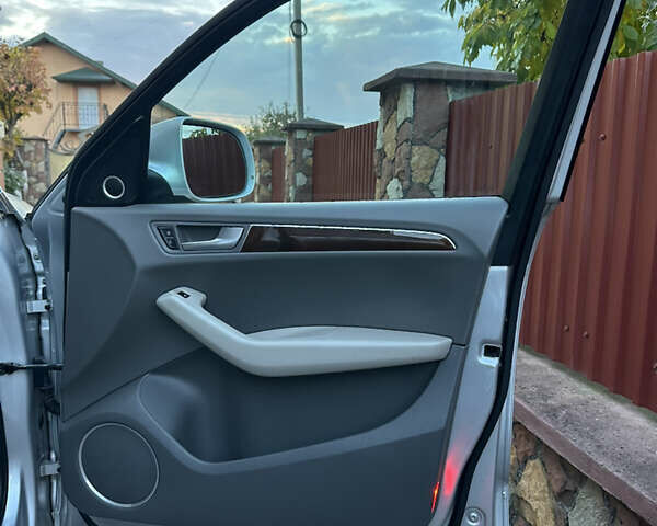 Сірий Ауді Ку 5, об'ємом двигуна 2 л та пробігом 205 тис. км за 14500 $, фото 14 на Automoto.ua