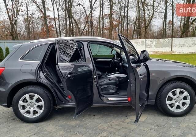 Серый Ауди Ку 5, объемом двигателя 1.97 л и пробегом 206 тыс. км за 15999 $, фото 24 на Automoto.ua