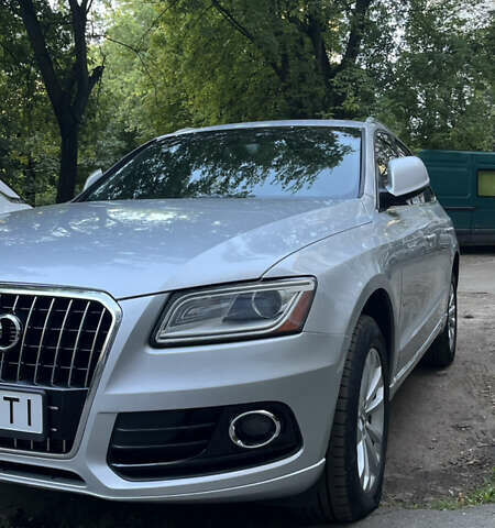 Серый Ауди Ку 5, объемом двигателя 1.98 л и пробегом 212 тыс. км за 14400 $, фото 1 на Automoto.ua