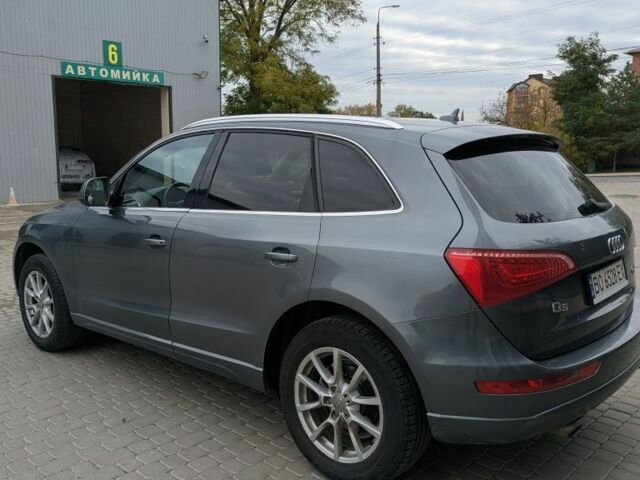 Серый Ауди Ку 5, объемом двигателя 2 л и пробегом 204 тыс. км за 10500 $, фото 3 на Automoto.ua