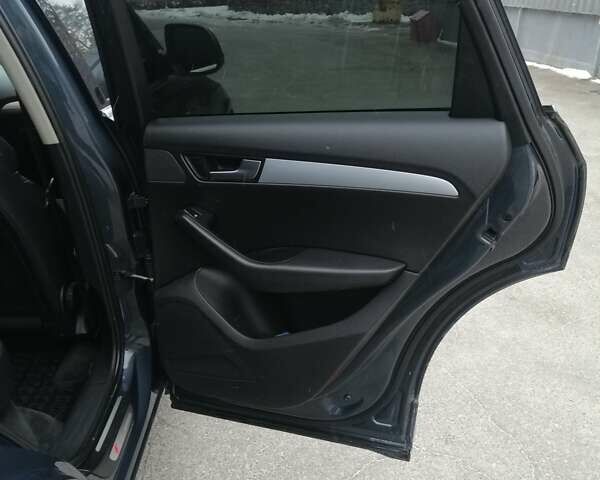 Сірий Ауді Ку 5, об'ємом двигуна 2 л та пробігом 270 тис. км за 16700 $, фото 10 на Automoto.ua
