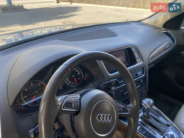 Серый Ауди Ку 5, объемом двигателя 1.97 л и пробегом 233 тыс. км за 16999 $, фото 31 на Automoto.ua
