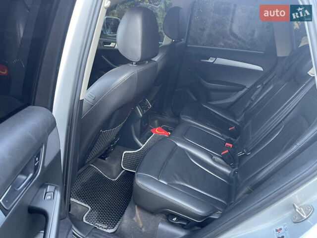 Ауди Ку 5 2012 в Херсоне на Automoto.ua Серый Ауди Ку 5, объемом двигателя 1.99 л и пробегом 242 тыс. км за 12800 $, фото 11 на Automoto.ua