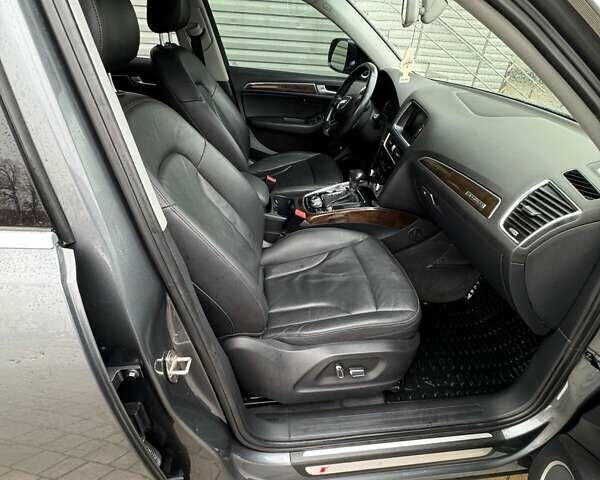 Сірий Ауді Ку 5, об'ємом двигуна 3 л та пробігом 263 тис. км за 13300 $, фото 17 на Automoto.ua