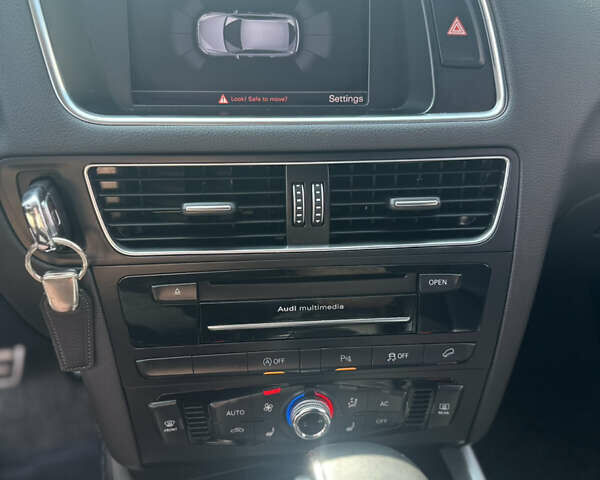 Серый Ауди Ку 5, объемом двигателя 1.97 л и пробегом 185 тыс. км за 17350 $, фото 25 на Automoto.ua