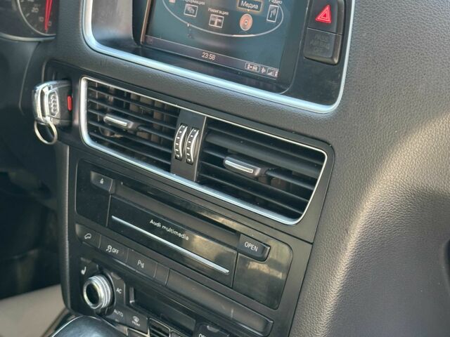 Серый Ауди Ку 5, объемом двигателя 2 л и пробегом 203 тыс. км за 12900 $, фото 16 на Automoto.ua