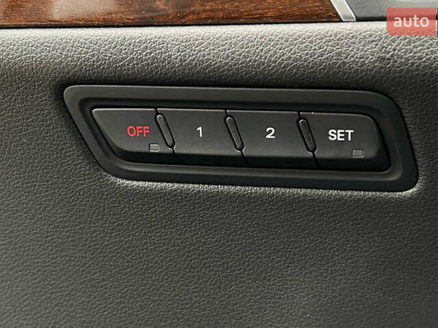 Серый Ауди Ку 5, объемом двигателя 2 л и пробегом 227 тыс. км за 16200 $, фото 18 на Automoto.ua