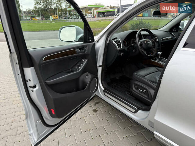 Ауди Ку 5 2012 в Харькове на Automoto.ua Серый Ауди Ку 5, объемом двигателя 1.98 л и пробегом 182 тыс. км за 15999 $, фото 14 на Automoto.ua