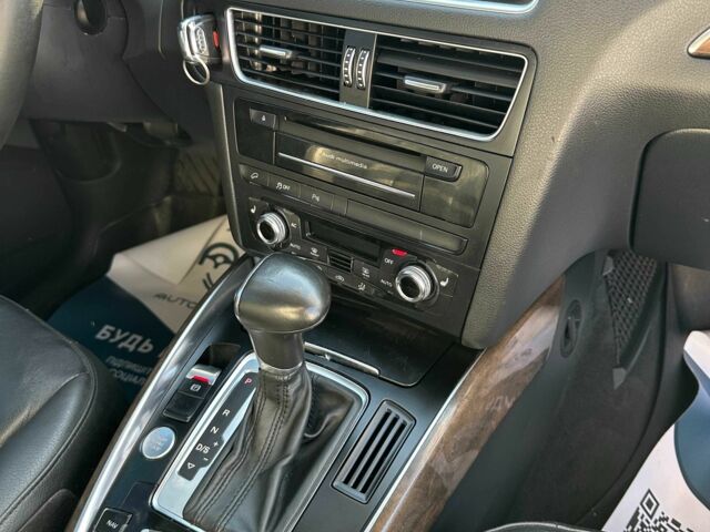 Серый Ауди Ку 5, объемом двигателя 2 л и пробегом 203 тыс. км за 12900 $, фото 15 на Automoto.ua