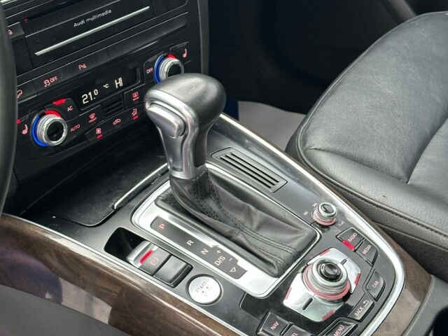 Серый Ауди Ку 5, объемом двигателя 2 л и пробегом 203 тыс. км за 12900 $, фото 23 на Automoto.ua