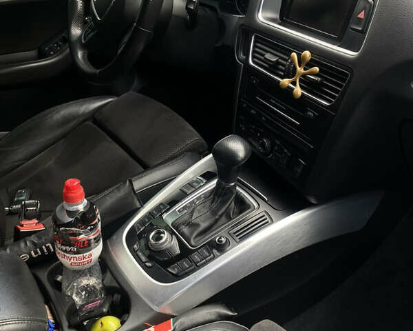 Серый Ауди Ку 5, объемом двигателя 2.97 л и пробегом 298 тыс. км за 19900 $, фото 9 на Automoto.ua