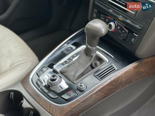 Серый Ауди Ку 5, объемом двигателя 1.97 л и пробегом 233 тыс. км за 16999 $, фото 21 на Automoto.ua