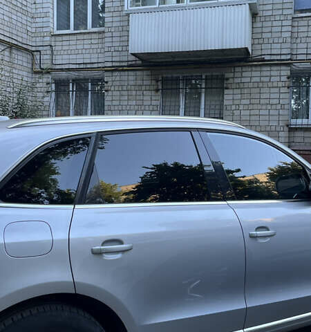 Серый Ауди Ку 5, объемом двигателя 1.98 л и пробегом 212 тыс. км за 14400 $, фото 7 на Automoto.ua