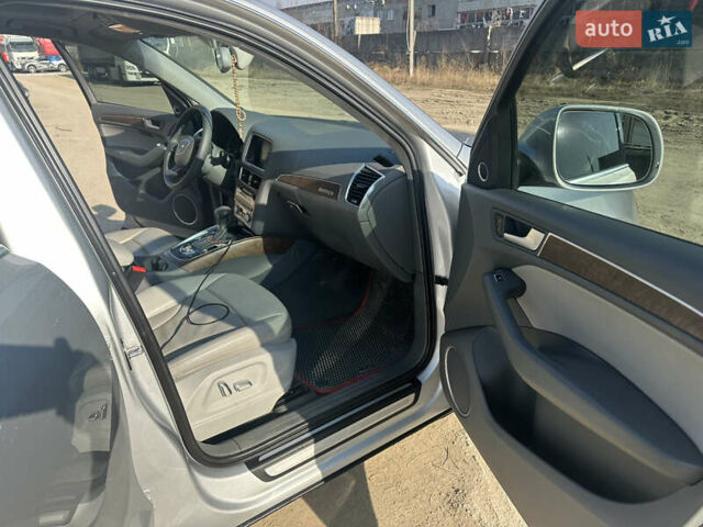 Серый Ауди Ку 5, объемом двигателя 1.98 л и пробегом 288 тыс. км за 12300 $, фото 14 на Automoto.ua