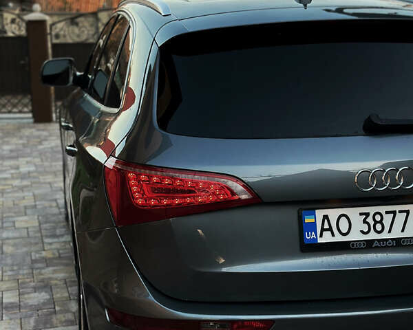 Серый Ауди Ку 5, объемом двигателя 1.98 л и пробегом 288 тыс. км за 13700 $, фото 1 на Automoto.ua