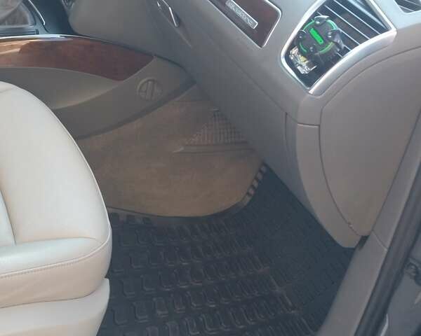 Сірий Ауді Ку 5, об'ємом двигуна 1.98 л та пробігом 263 тис. км за 10900 $, фото 29 на Automoto.ua