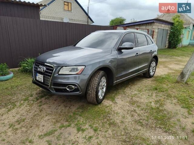 Серый Ауди Ку 5, объемом двигателя 1.98 л и пробегом 199 тыс. км за 15000 $, фото 3 на Automoto.ua