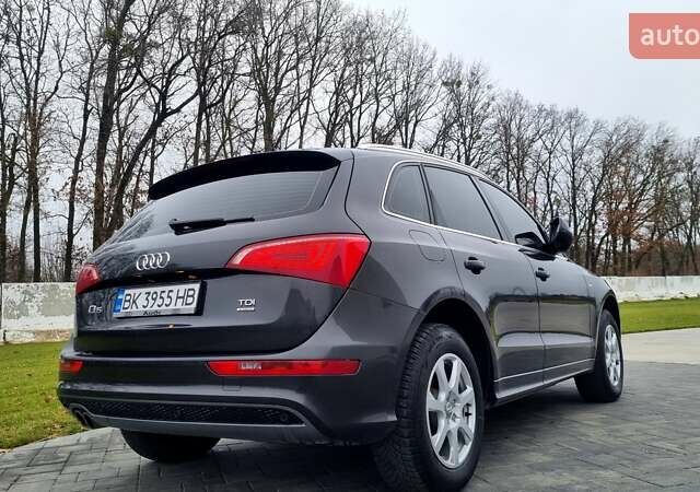 Серый Ауди Ку 5, объемом двигателя 1.97 л и пробегом 206 тыс. км за 15999 $, фото 14 на Automoto.ua