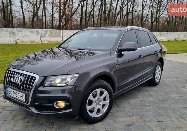 Серый Ауди Ку 5, объемом двигателя 1.97 л и пробегом 206 тыс. км за 15999 $, фото 29 на Automoto.ua