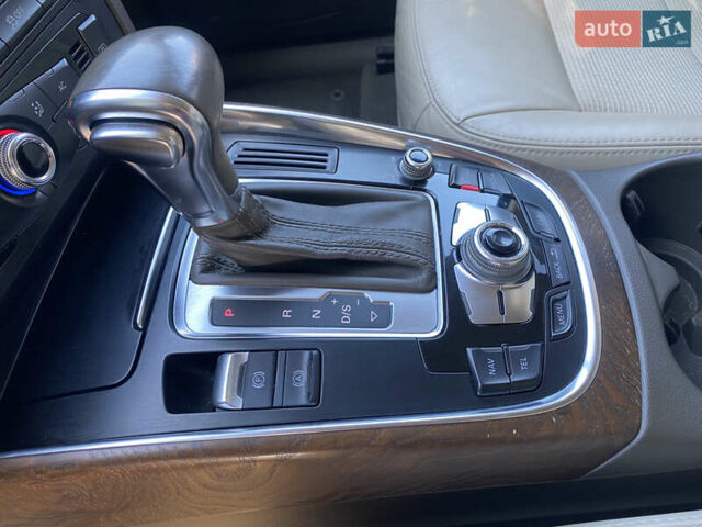 Серый Ауди Ку 5, объемом двигателя 1.97 л и пробегом 233 тыс. км за 16999 $, фото 29 на Automoto.ua