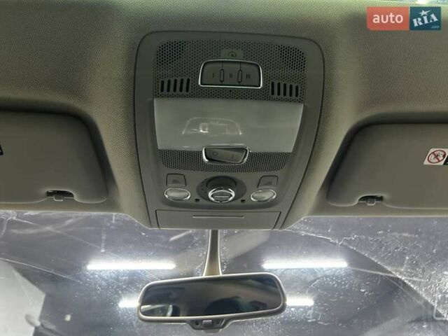 Серый Ауди Ку 5, объемом двигателя 1.98 л и пробегом 200 тыс. км за 12400 $, фото 12 на Automoto.ua