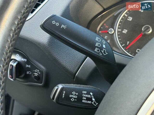 Сірий Ауді Ку 5, об'ємом двигуна 2 л та пробігом 220 тис. км за 12750 $, фото 67 на Automoto.ua