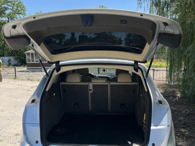 Сірий Ауді Ку 5, об'ємом двигуна 2 л та пробігом 180 тис. км за 14000 $, фото 6 на Automoto.ua