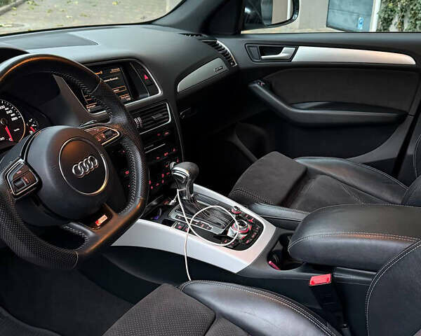 Сірий Ауді Ку 5, об'ємом двигуна 1.98 л та пробігом 106 тис. км за 15700 $, фото 9 на Automoto.ua