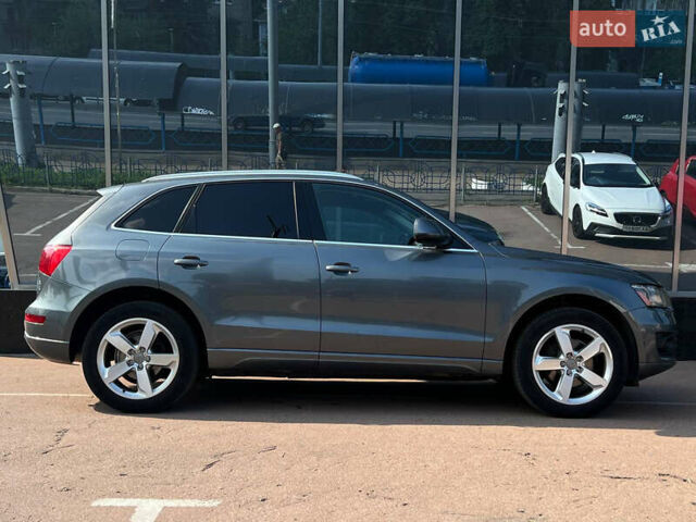 Сірий Ауді Ку 5, об'ємом двигуна 2 л та пробігом 234 тис. км за 12900 $, фото 1 на Automoto.ua
