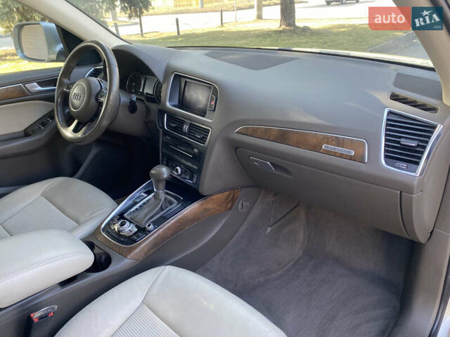 Серый Ауди Ку 5, объемом двигателя 1.97 л и пробегом 233 тыс. км за 16999 $, фото 41 на Automoto.ua