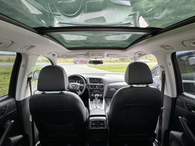 Сірий Ауді Ку 5, об'ємом двигуна 2 л та пробігом 190 тис. км за 14800 $, фото 20 на Automoto.ua