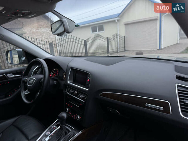 Сірий Ауді Ку 5, об'ємом двигуна 2 л та пробігом 175 тис. км за 15000 $, фото 54 на Automoto.ua