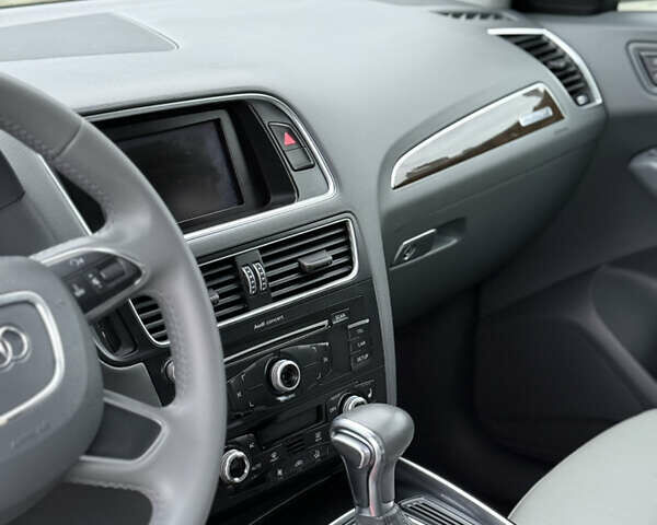 Ауді Ку 5 2013 у Дубно на Automoto.ua Сірий Ауді Ку 5, об'ємом двигуна 2 л та пробігом 246 тис. км за 11999 $, фото 28 на Automoto.ua