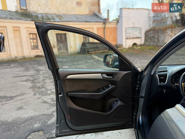 Серый Ауди Ку 5, объемом двигателя 1.97 л и пробегом 239 тыс. км за 17999 $, фото 68 на Automoto.ua