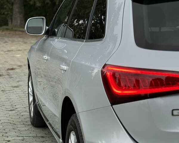 Сірий Ауді Ку 5, об'ємом двигуна 2 л та пробігом 246 тис. км за 11900 $, фото 18 на Automoto.ua