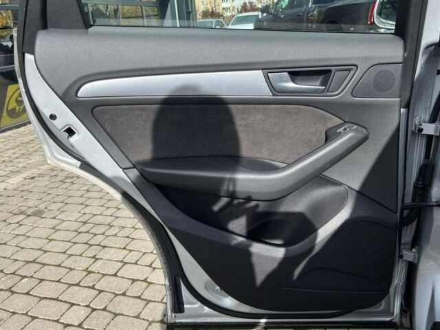 Сірий Ауді Ку 5, об'ємом двигуна 3 л та пробігом 270 тис. км за 18600 $, фото 17 на Automoto.ua