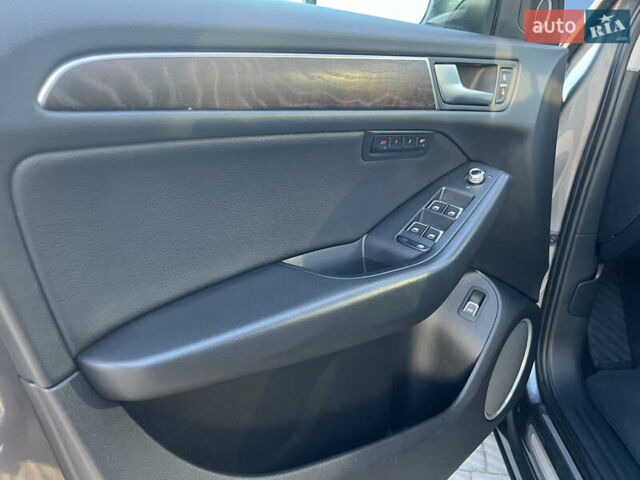 Серый Ауди Ку 5, объемом двигателя 2 л и пробегом 157 тыс. км за 14200 $, фото 21 на Automoto.ua