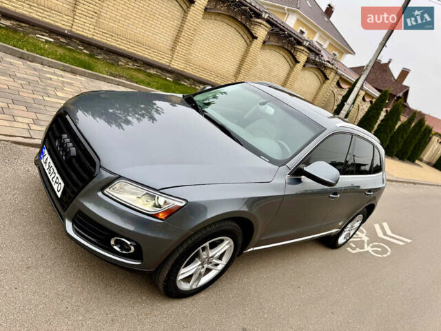 Серый Ауди Ку 5, объемом двигателя 2.97 л и пробегом 238 тыс. км за 18450 $, фото 2 на Automoto.ua