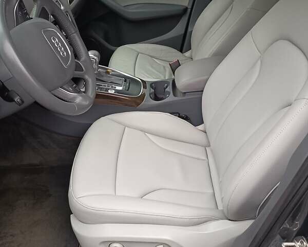 Сірий Ауді Ку 5, об'ємом двигуна 2 л та пробігом 260 тис. км за 13999 $, фото 15 на Automoto.ua