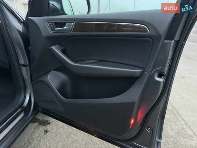 Сірий Ауді Ку 5, об'ємом двигуна 2 л та пробігом 175 тис. км за 15000 $, фото 49 на Automoto.ua