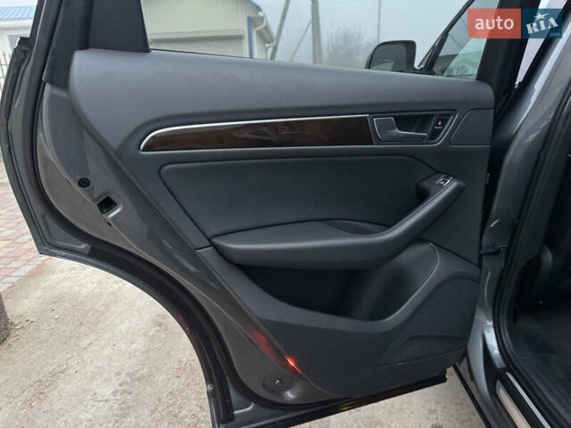 Сірий Ауді Ку 5, об'ємом двигуна 2 л та пробігом 175 тис. км за 15000 $, фото 40 на Automoto.ua