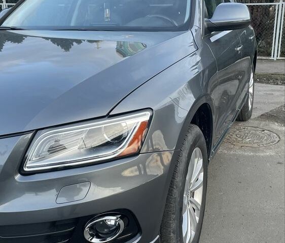 Серый Ауди Ку 5, объемом двигателя 2 л и пробегом 213 тыс. км за 13100 $, фото 1 на Automoto.ua